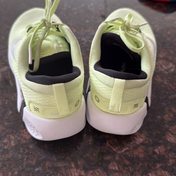 Nike infinity flow yellow/green sneakers - Picture 2 of 3